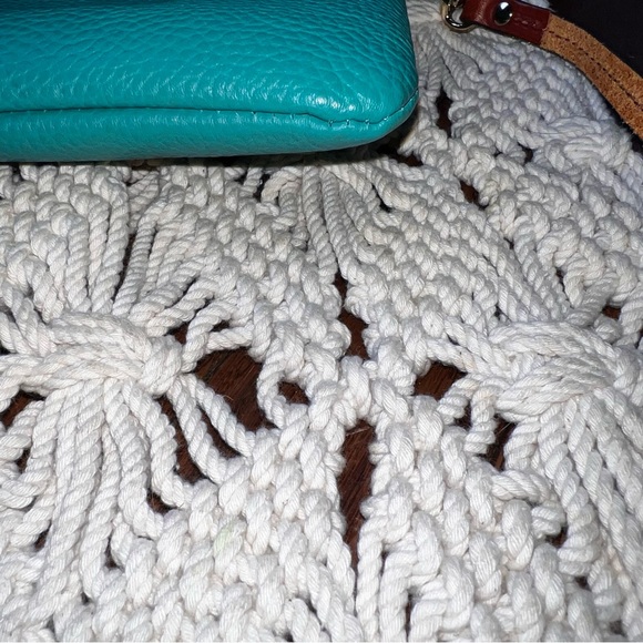 Dooney & Bourke | Pebbled Grain Fold Over Zip Crossbody - Picture 6 of 10